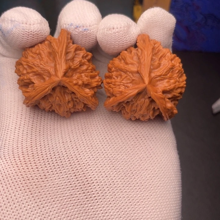 文玩核桃吊坠盘山