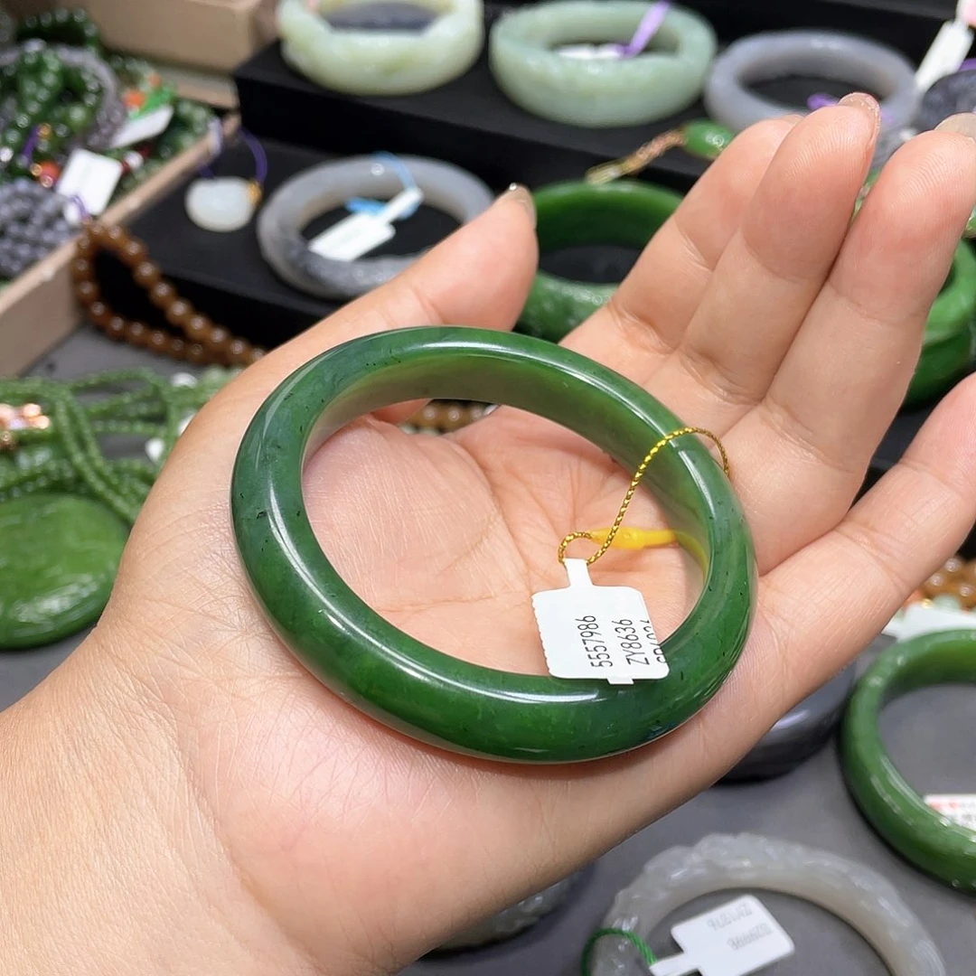 和田玉手镯58圈口45未镶嵌