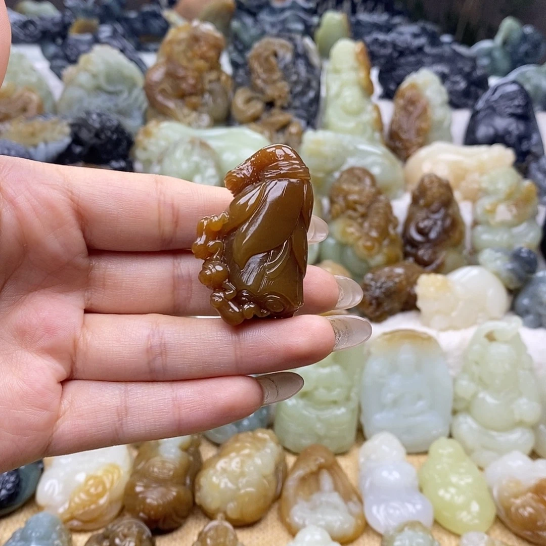 颈饰未镶嵌和田玉