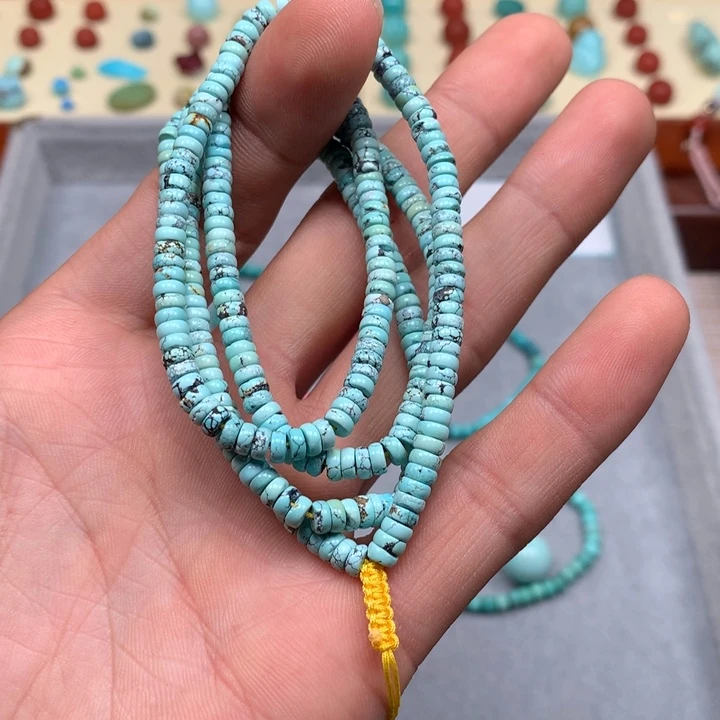 绿松石配饰未镶嵌