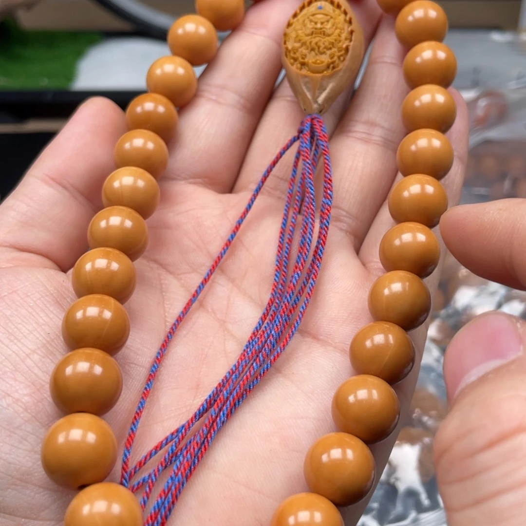 吊坠橄榄核不想说的