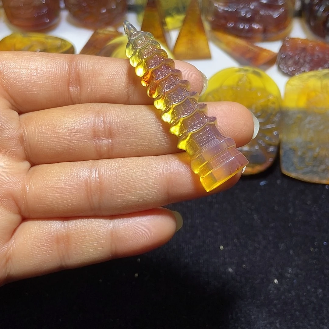 琥珀未镶嵌颈饰九层塔-22
