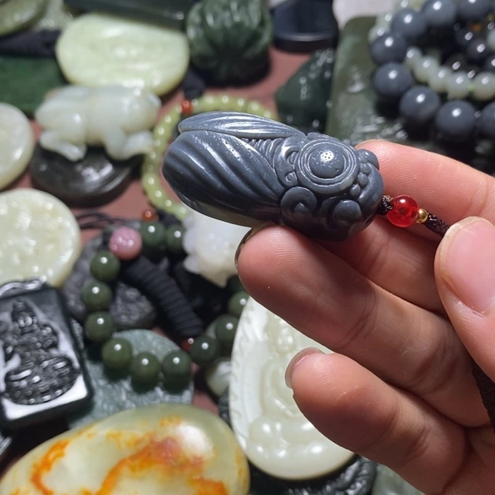 和田玉未镶嵌珠宝奇石