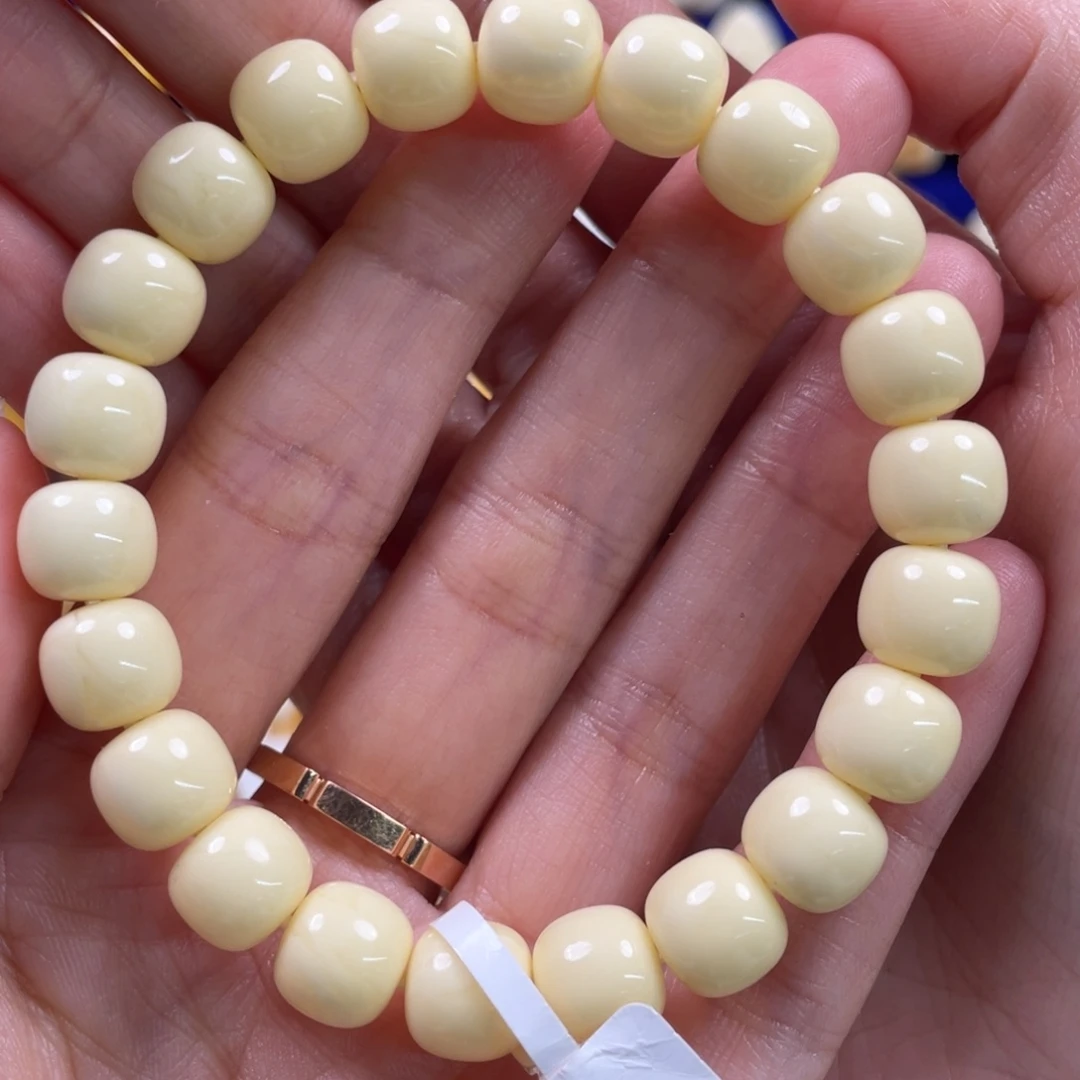 琥珀未镶嵌裸石琥珀蜜蜡