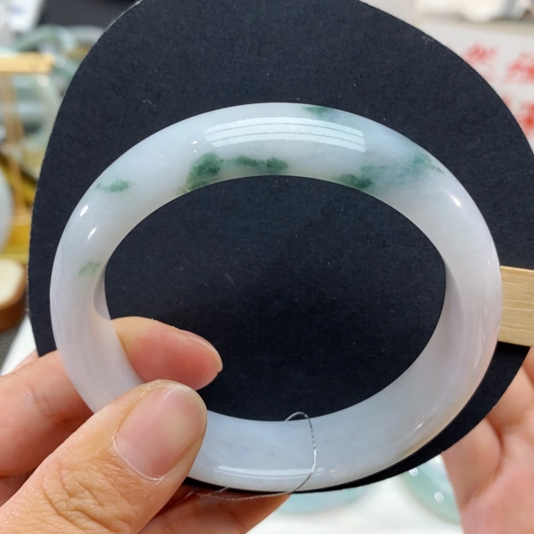 【闪购商品】未镶嵌手镯翡翠小****9