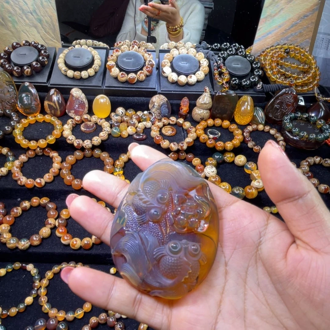 琥珀未镶嵌手串鱼鱼