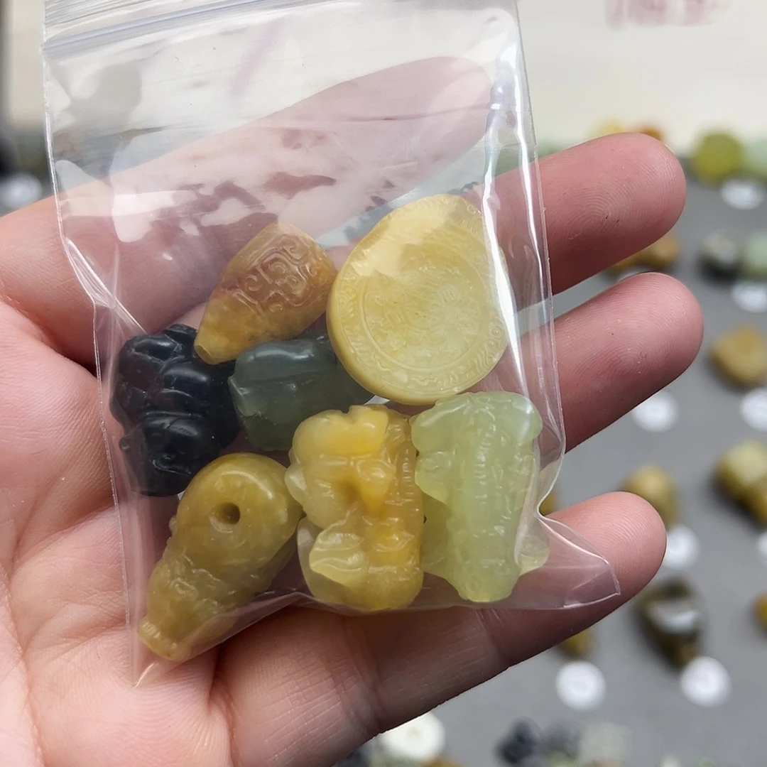 .***.蛇纹石玉未镶嵌配珠