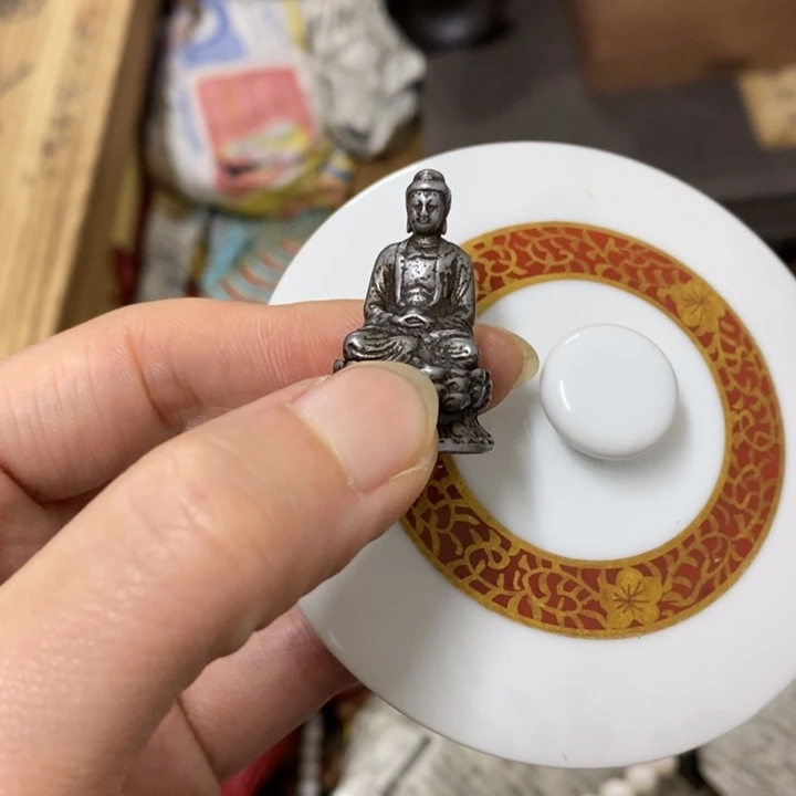 瓷片心*哈中古工艺品一件