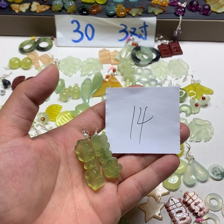 蛇纹石玉合金耳钉槛***_