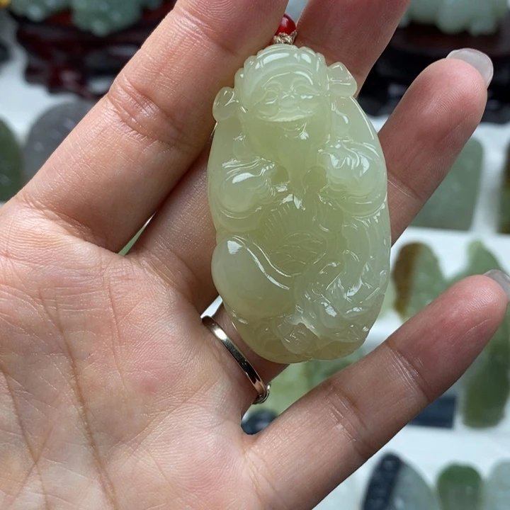 和田玉未镶嵌颈饰49