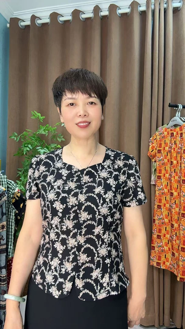 夏季新款洋气娃娃领短袖弹力印花妈妈装上衣显瘦减龄小衫