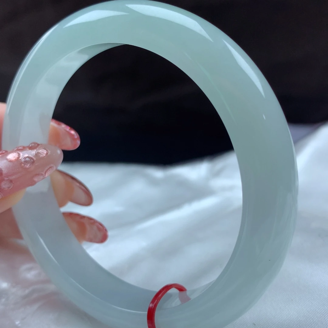 未镶嵌手镯翡翠12050，