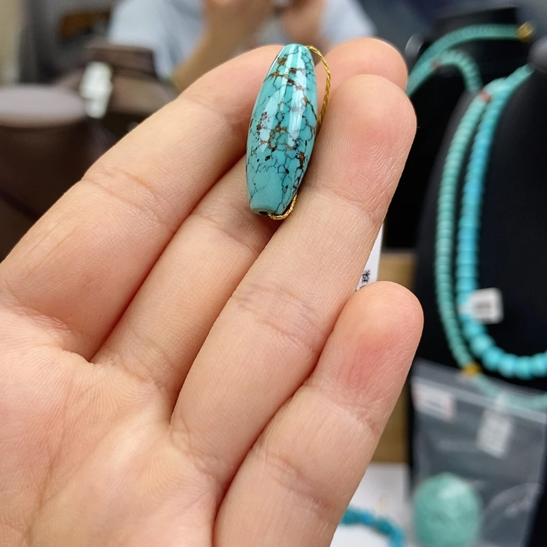 未镶嵌绿松石珠宝奇石