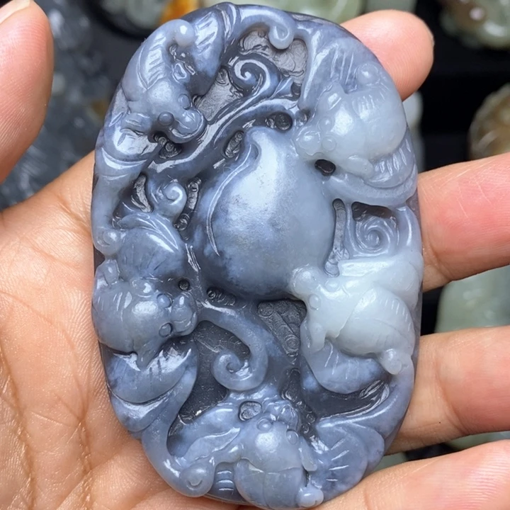 颈饰未镶嵌和田玉