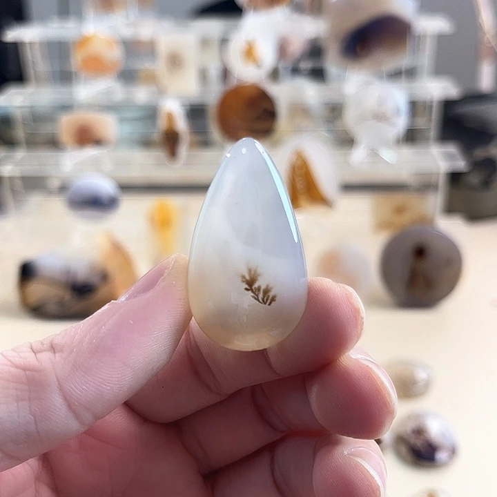 玛瑙/玉髓未镶嵌吊坠(不含链)