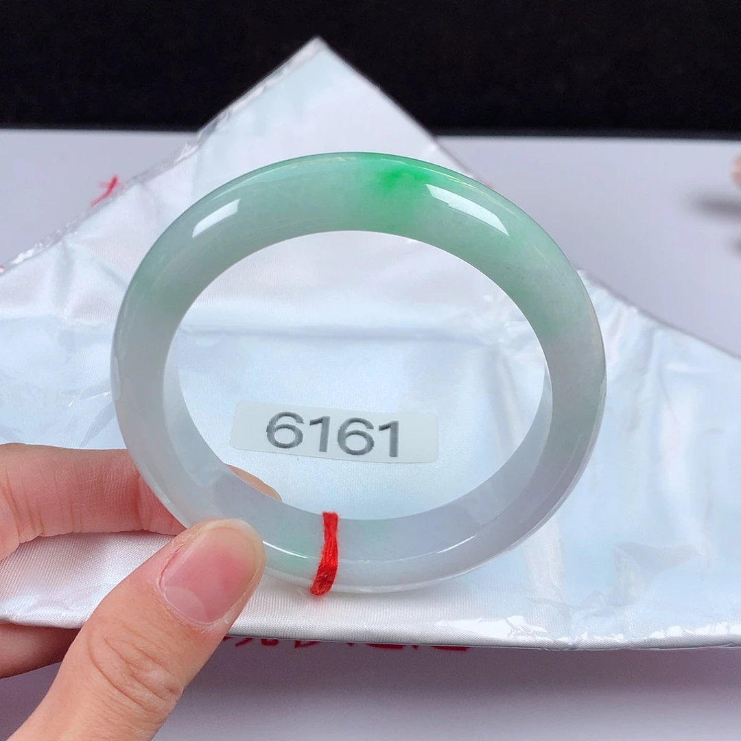 【闪购商品】翡翠手镯未镶嵌57圈口