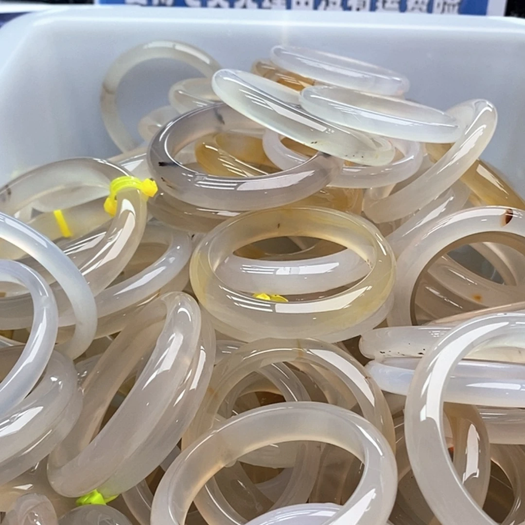 念***$玛瑙/玉髓手镯未镶嵌931