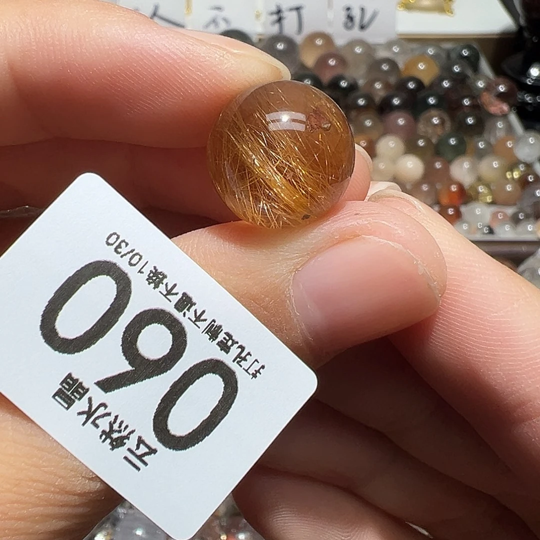 夯***@珠宝半成品水晶未镶嵌