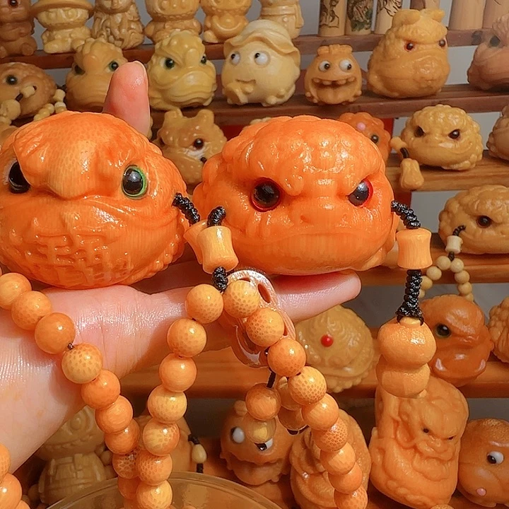 折***っ两个5.0以上金蟾带配饰，没油