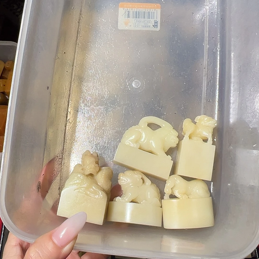 荣***斋寿山石随机批发5个