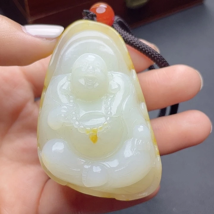 和田玉挂件未镶嵌小*哥T