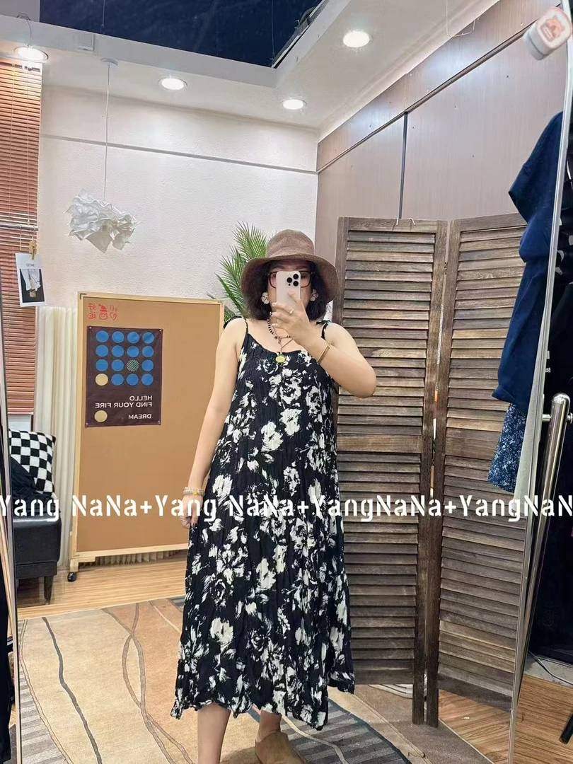 【夏季音乐节辣妹穿搭】百搭大版显瘦气质印花褶皱吊带连衣裙