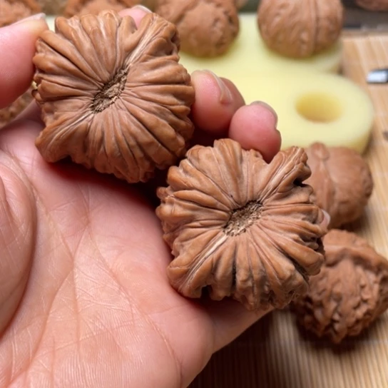 【闪购商品】吊坠文玩核桃鲲*华坤龙………