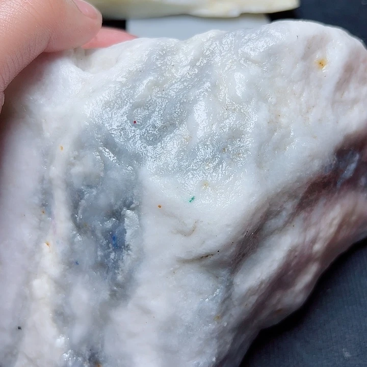 未镶嵌和田玉（糖玉）珠宝奇石