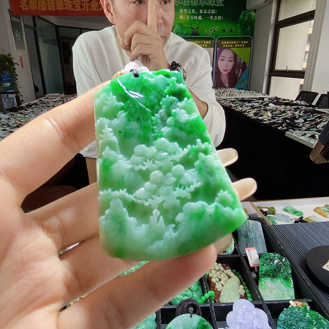颈饰未镶嵌翡翠翡翠