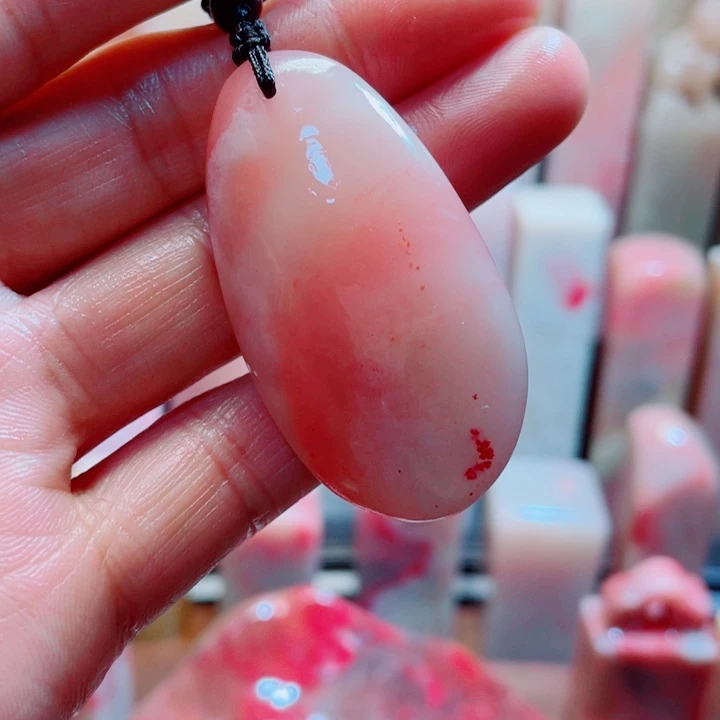 花岗石铁合金巴林石