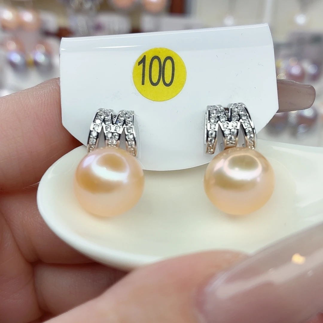 淡水珍珠耳饰未镶嵌