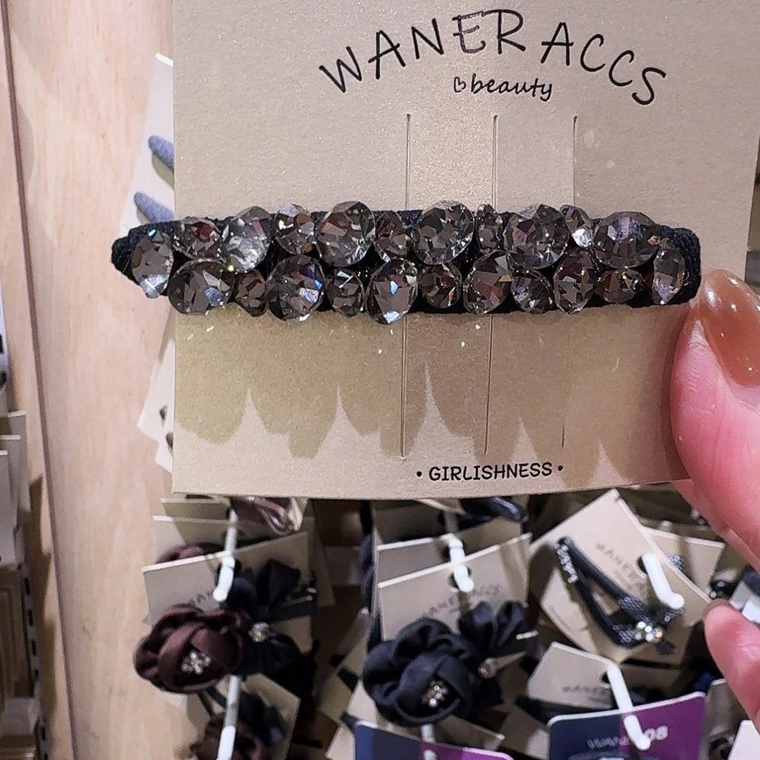 皮质非金属黑色发夹