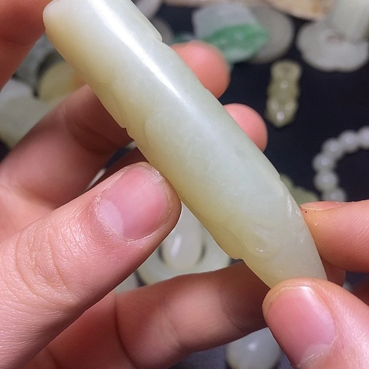 和田玉（糖玉）未镶嵌颈饰