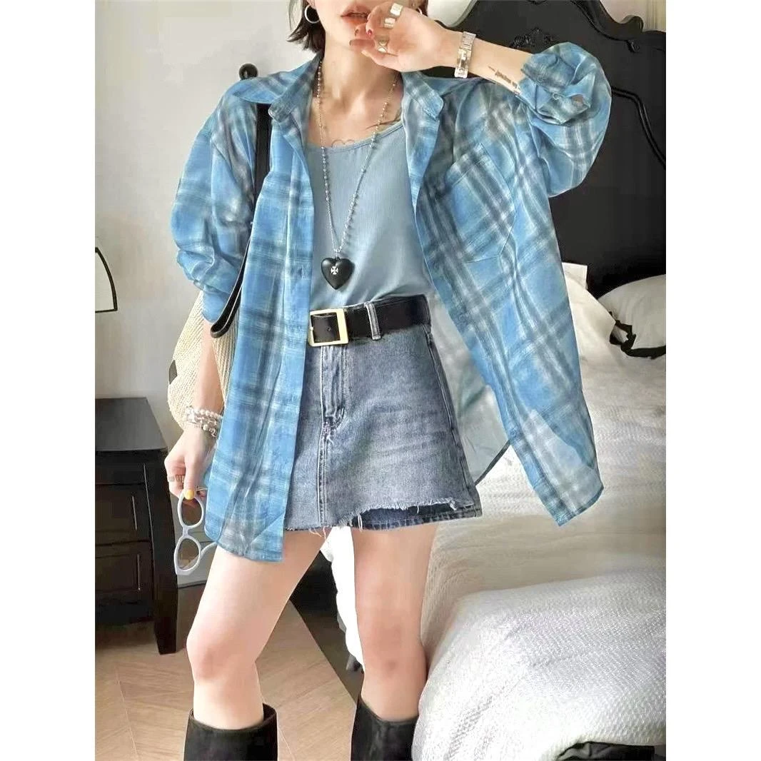 韩系减龄时尚蓝色翻领格纹衬衫女夏季新款复古百搭衬衣外套薄款