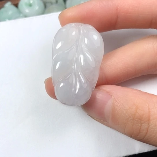 翡翠未镶嵌颈饰缅甸A货，每天下午1点半开播