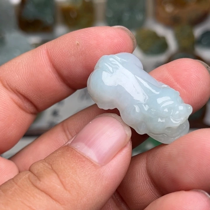 颈饰未镶嵌翡翠貔貅