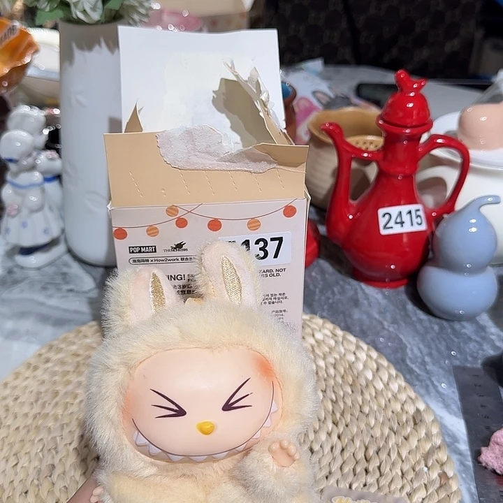 瓷片拉布布2代甜丝丝5137