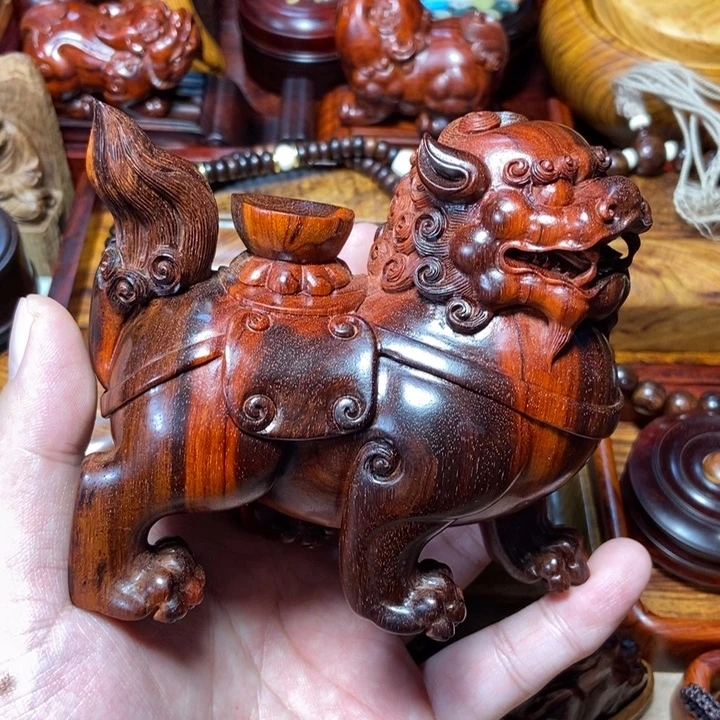 檀香紫檀（小叶紫檀）镇海吼