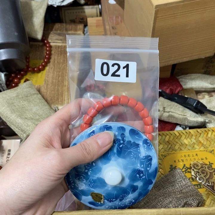 摆件中古工艺品一件