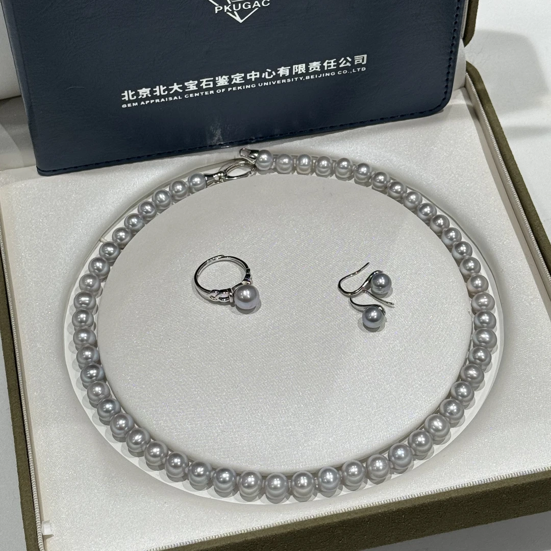 【華珍珠宝】华珍铂金灰赠耳钩＋戒指