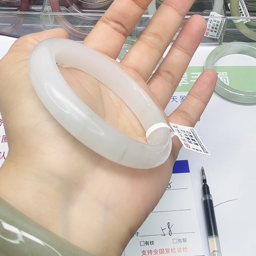 石英质玉未镶嵌手镯38/58