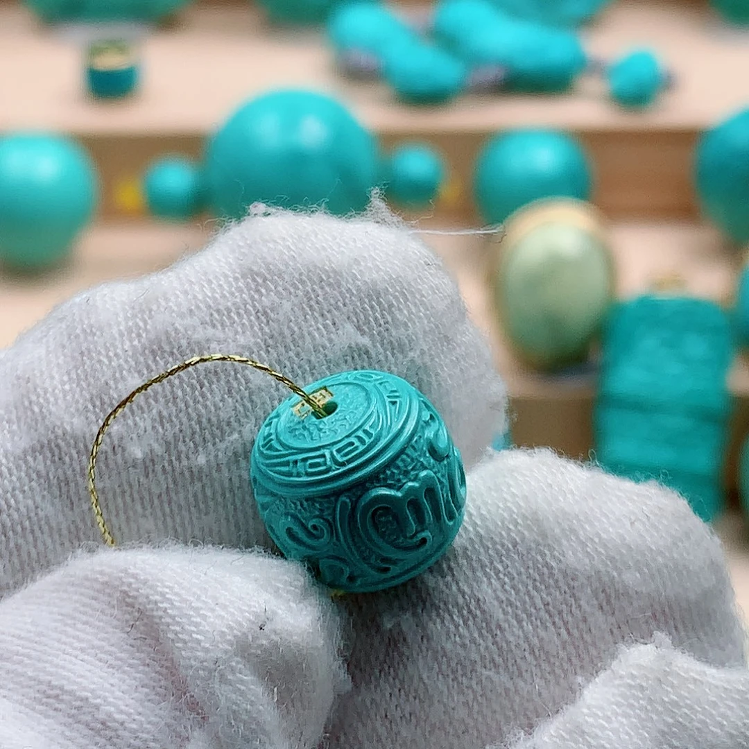 绿松石未镶嵌六字箴言