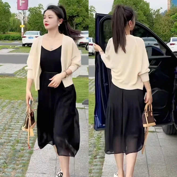 今年流行的女装套装2025夏季新款小个子防晒冰丝针织上衣吊带裙子