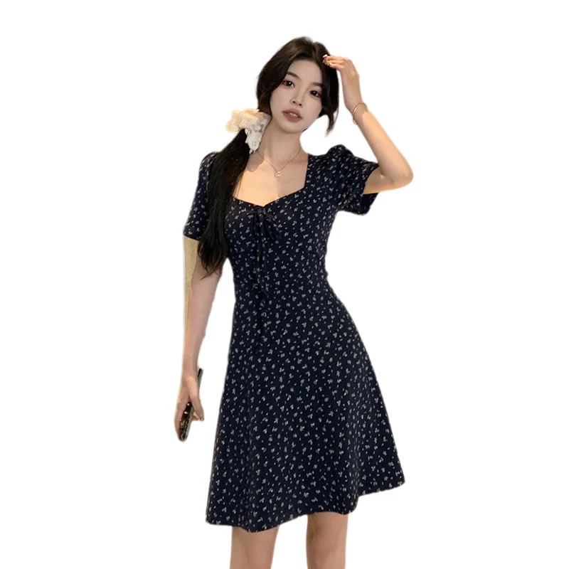 短裙夏季遮肉方领法式斜肩蓝色收腰碎花防晒裙连衣裙MM显瘦裙子