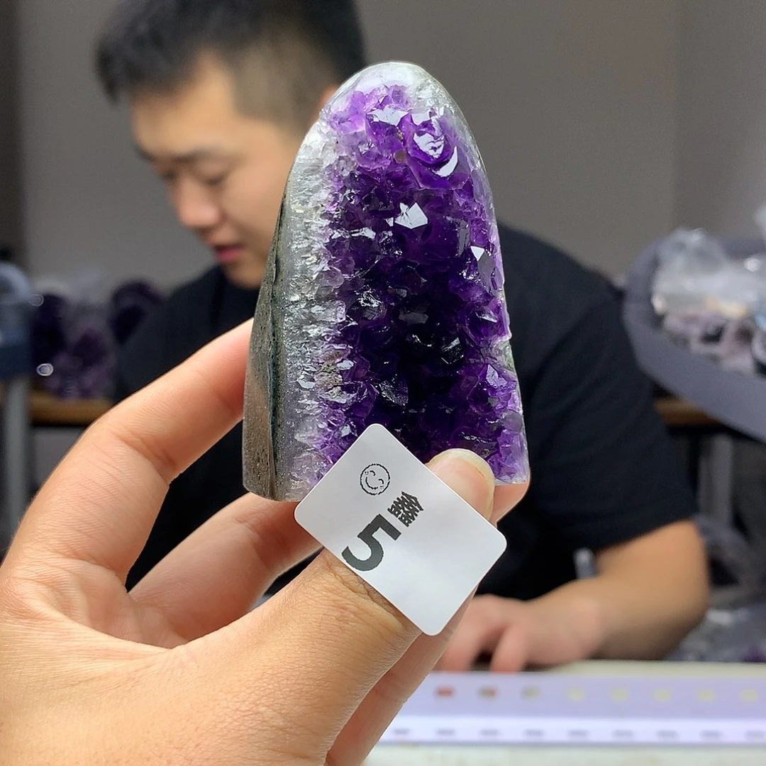 未镶嵌大型摆件（非配饰）水晶