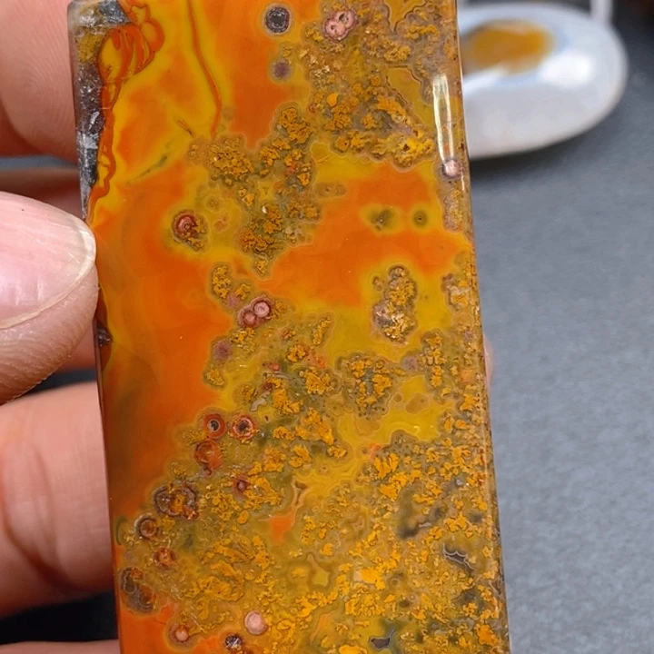 玛瑙/玉髓颈饰未镶嵌泪**悲