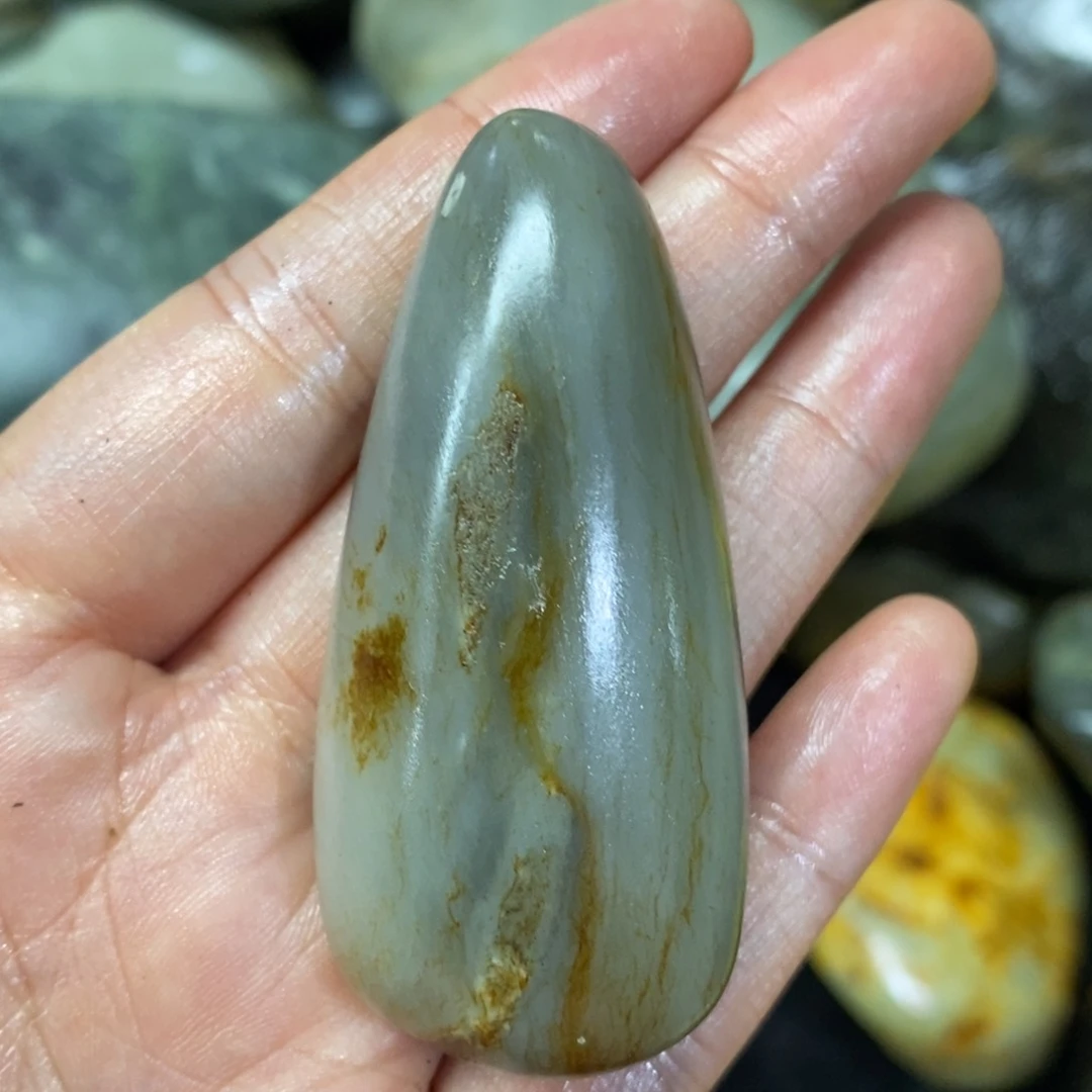 未镶嵌和田玉（糖玉）挂件