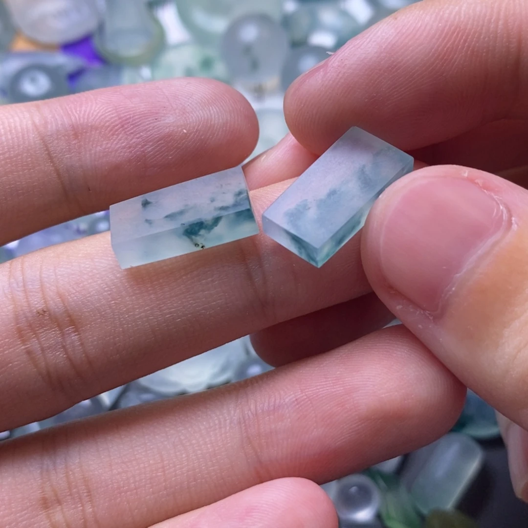 定制翡翠未镶嵌挂件