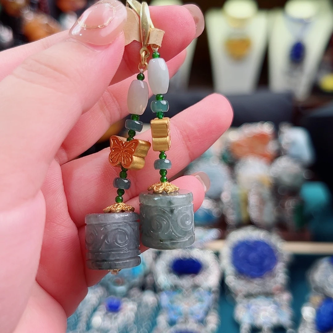 翡翠未镶嵌挂件耳环