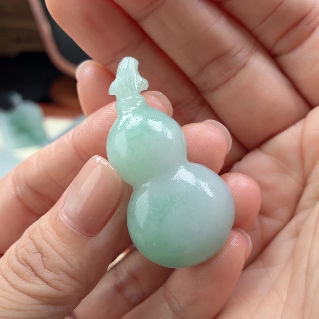 定制翡翠未镶嵌天然A货翡翠